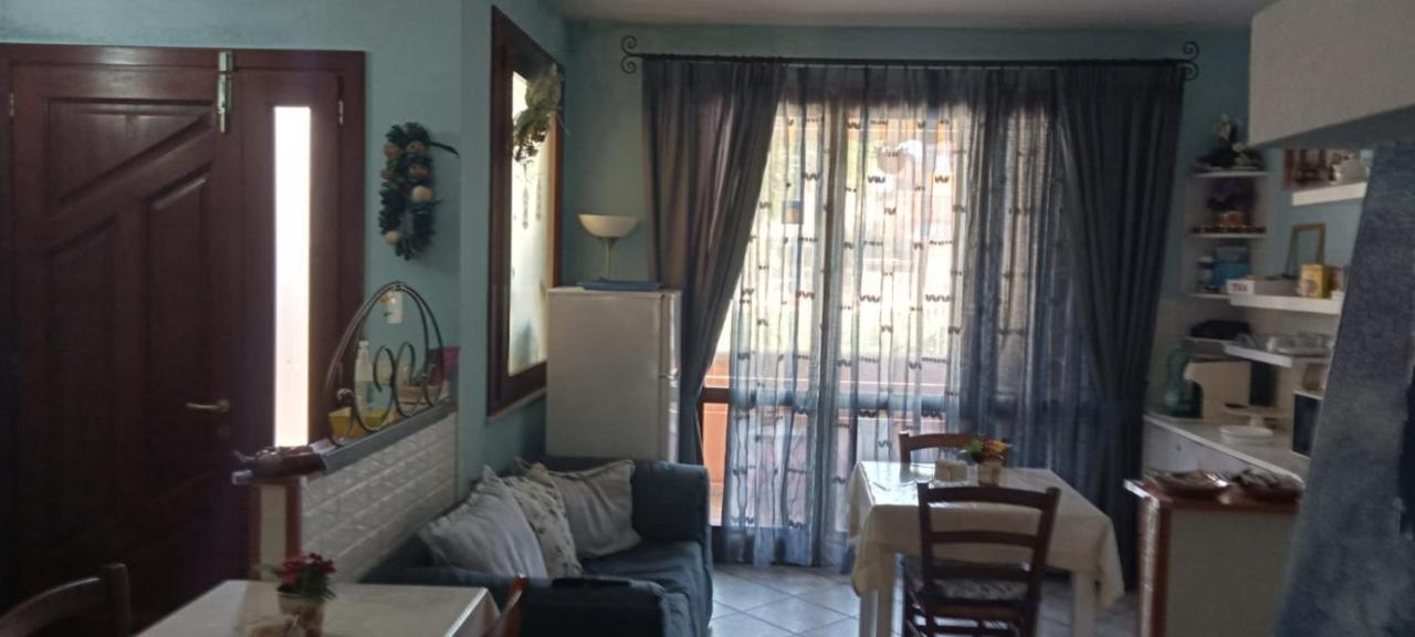 אסמיני B&B Il Girasole מראה חיצוני תמונה